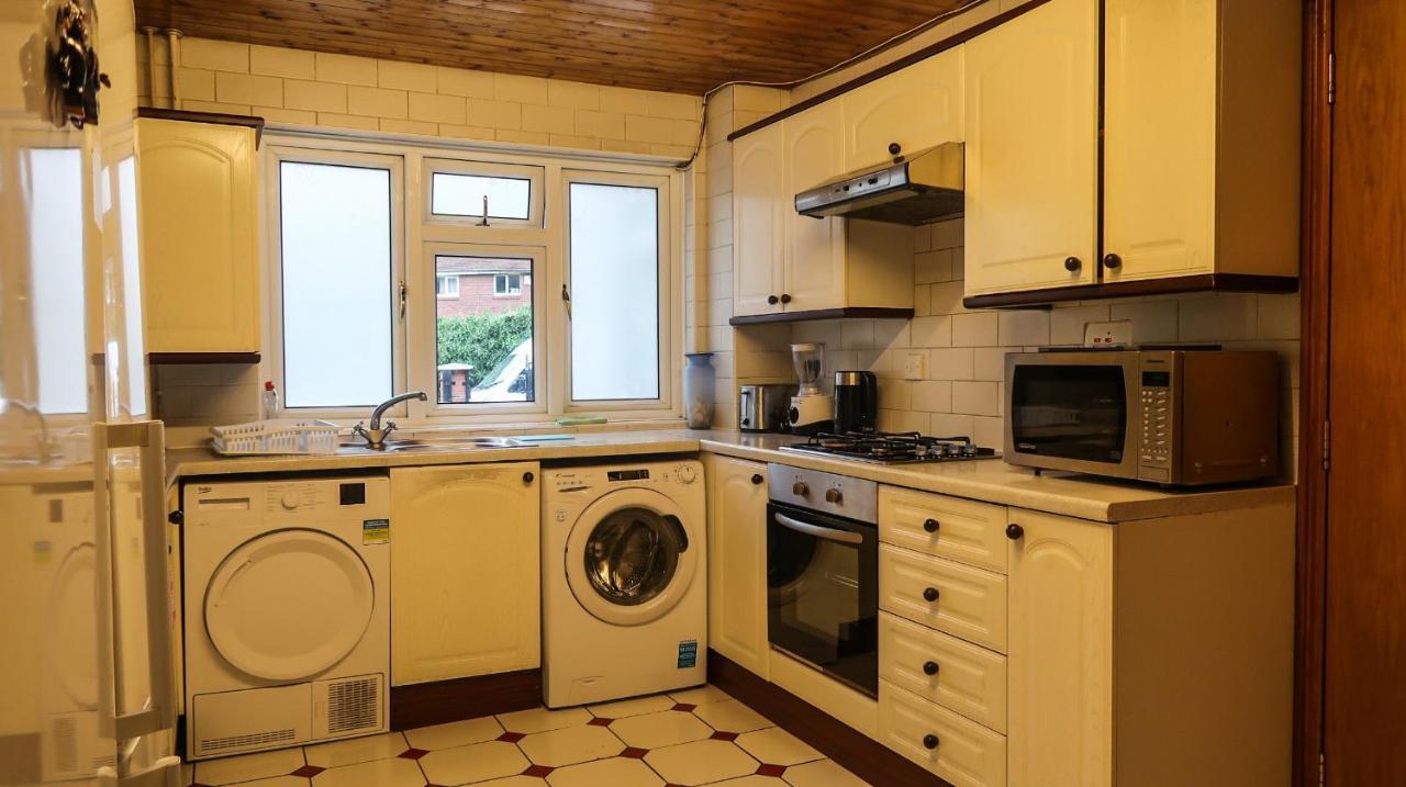 Cozy Double Room - Only Room Londyn Zewnętrze zdjęcie